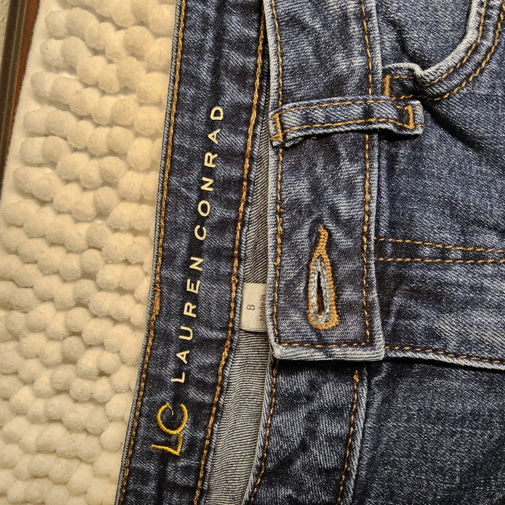 1 LC Lauren Conrad Blue Denim Women's Shorts size 8 preloved